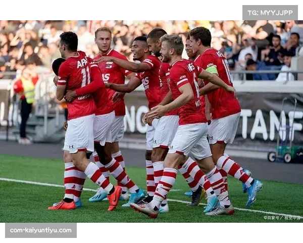 维也纳快速主场防线失衡 欧协联小组赛遭遇连败